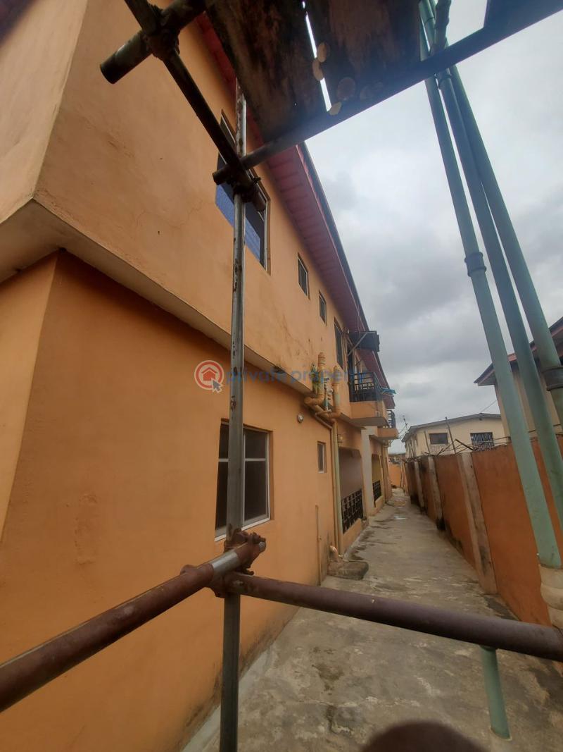 8 bedroom House For Sale Close To Abule Egba Alagbado Agbado Ijaye Alagbado Abule Egba Lagos - 3