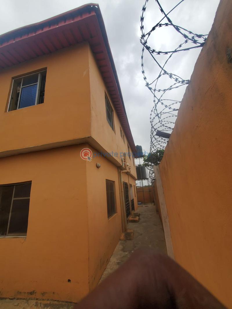 8 bedroom House For Sale Close To Abule Egba Alagbado Agbado Ijaye Alagbado Abule Egba Lagos - 1