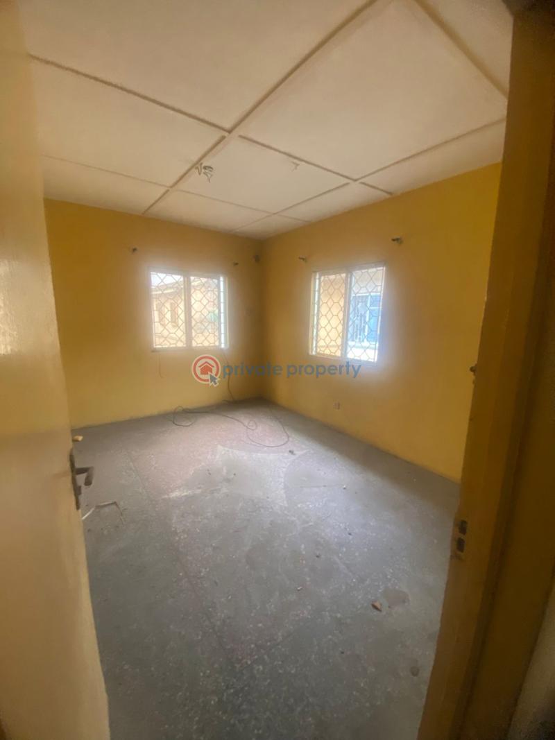 10 bedroom Block Of Flats For Sale In An Estate Off Masha Masha Surulere Lagos - 8
