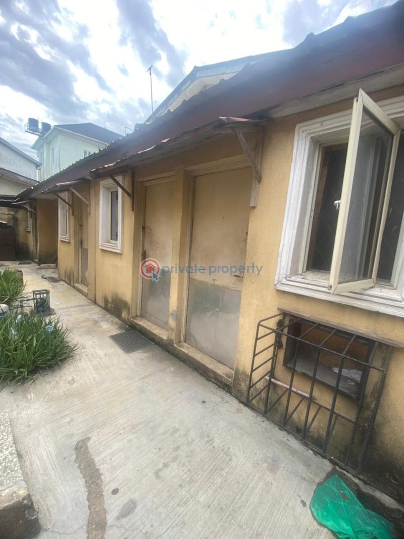 10 bedroom Block Of Flats For Sale In An Estate Off Masha Masha Surulere Lagos - 6