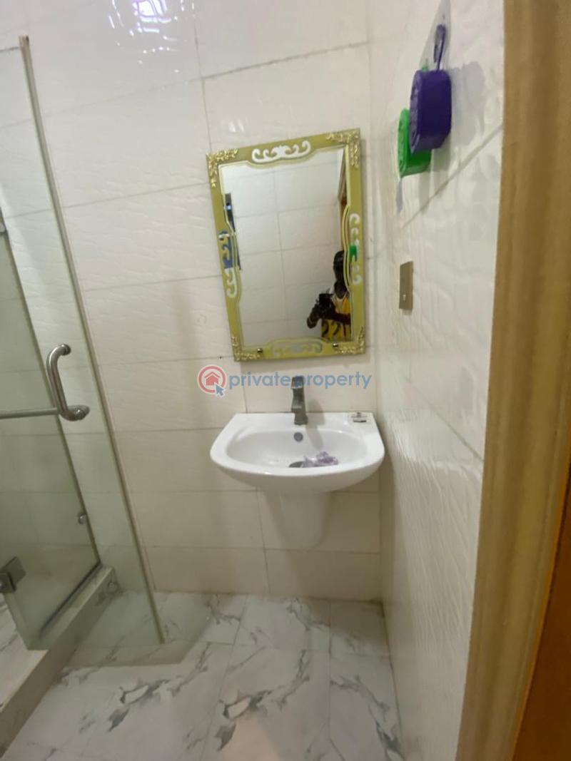 1 bedroom Self Contain For Rent Oral Estate Ikota Lekki Lagos - 3