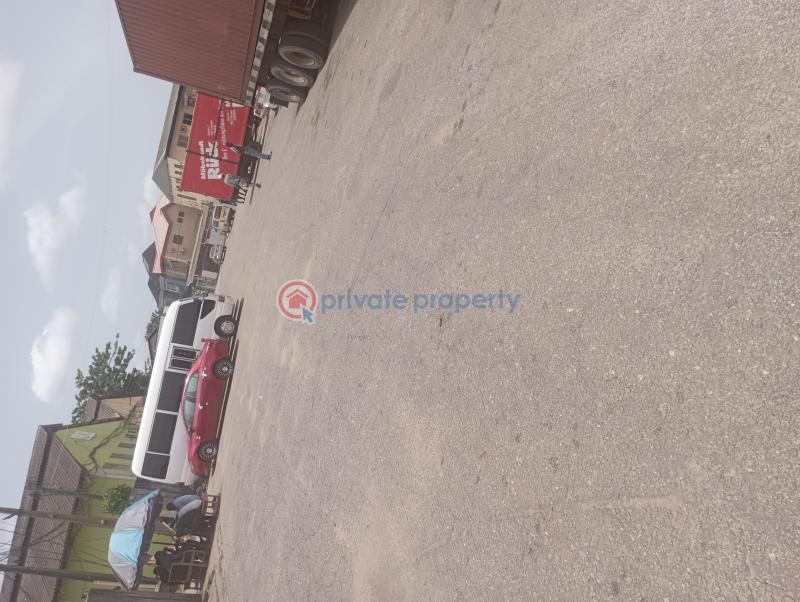 Warehouse For Rent Mangoro Bustop By Punch Estate Along Abeokuta Express Way, Less Than 10 Minutes Drive To Both International And Local Airport Mangoro Ikeja Lagos - 3