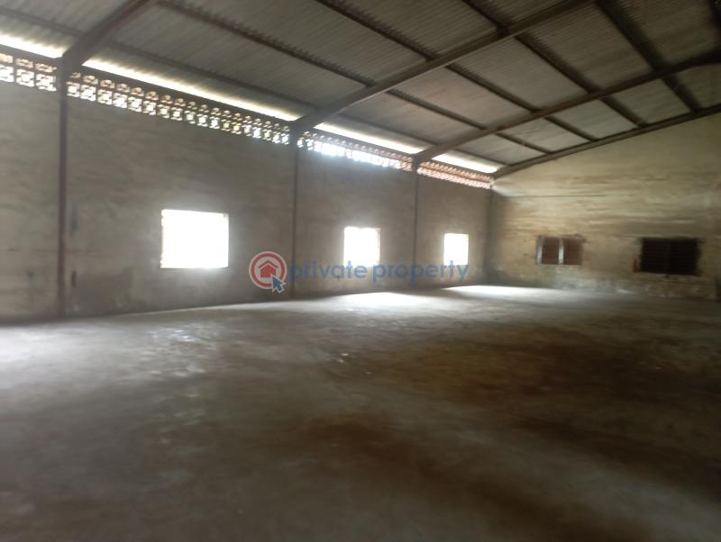 Warehouse For Rent Mangoro Bustop By Punch Estate Along Abeokuta Express Way, Less Than 10 Minutes Drive To Both International And Local Airport Mangoro Ikeja Lagos - 7