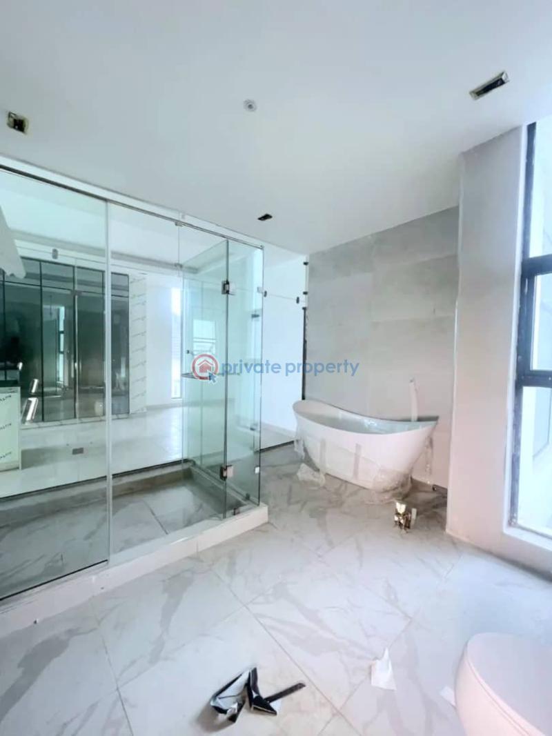 State of the art automated 5 bedroom fully detached duplex - 18 5 bedroom Detached Duplex For Sale Osapa London Lekki Lagos - 18