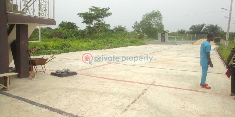 Residential Land For Sale Rccg And Deeper Life Camp Along Lagos Ibadan Expressway Mowe Ogun area  - 2