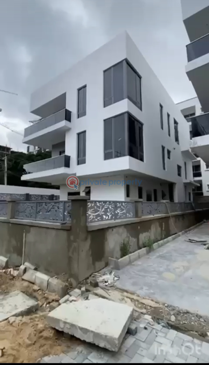 Step into elto let  lovely 6-bedroom detached duplex featuring 2-room bq, - 2 6 bedroom Detached Duplex For Sale Old Ikoyi Lagos - 2