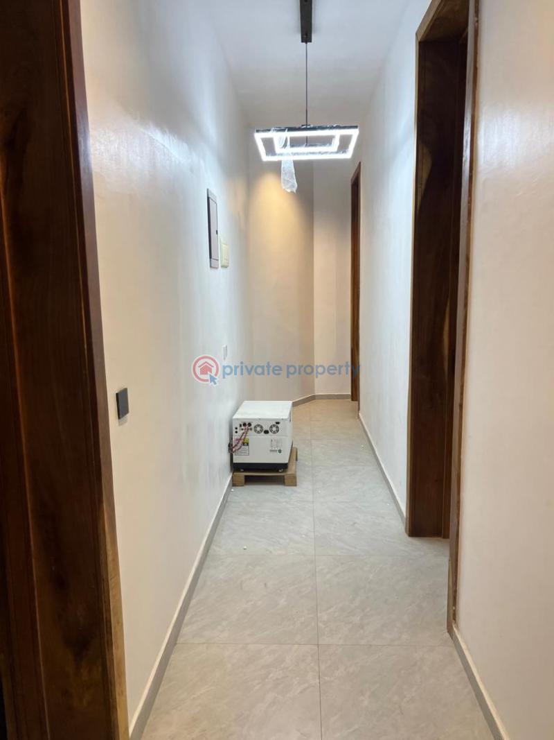 3 bedroom Shared Apartment For Sale . Shonibare Estate Maryland Lagos - 5