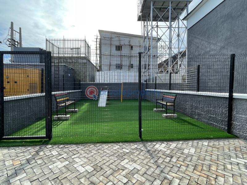 4 bedroom Terrace For Sale Chevron Tollgate Lekki Lagos - 14