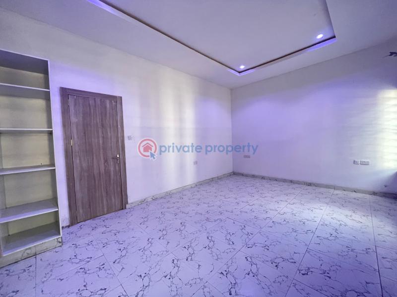 4 bedroom Terrace For Sale Chevron Tollgate Lekki Lagos - 8