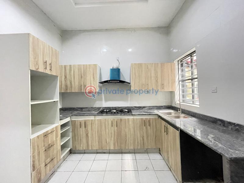 4 bedroom Terrace For Sale Chevron Tollgate Lekki Lagos - 5