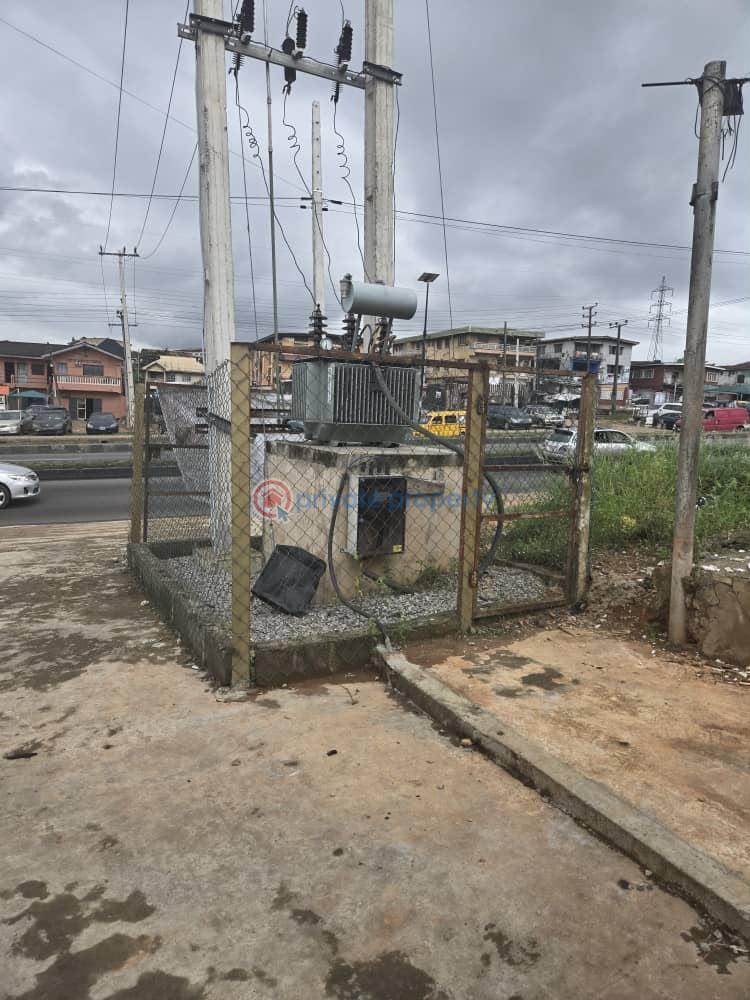 10 bedroom Event Hall For Sale Lagos Road By Agric Bus Stop, Ikorodu Agric Ikorodu Lagos - 6
