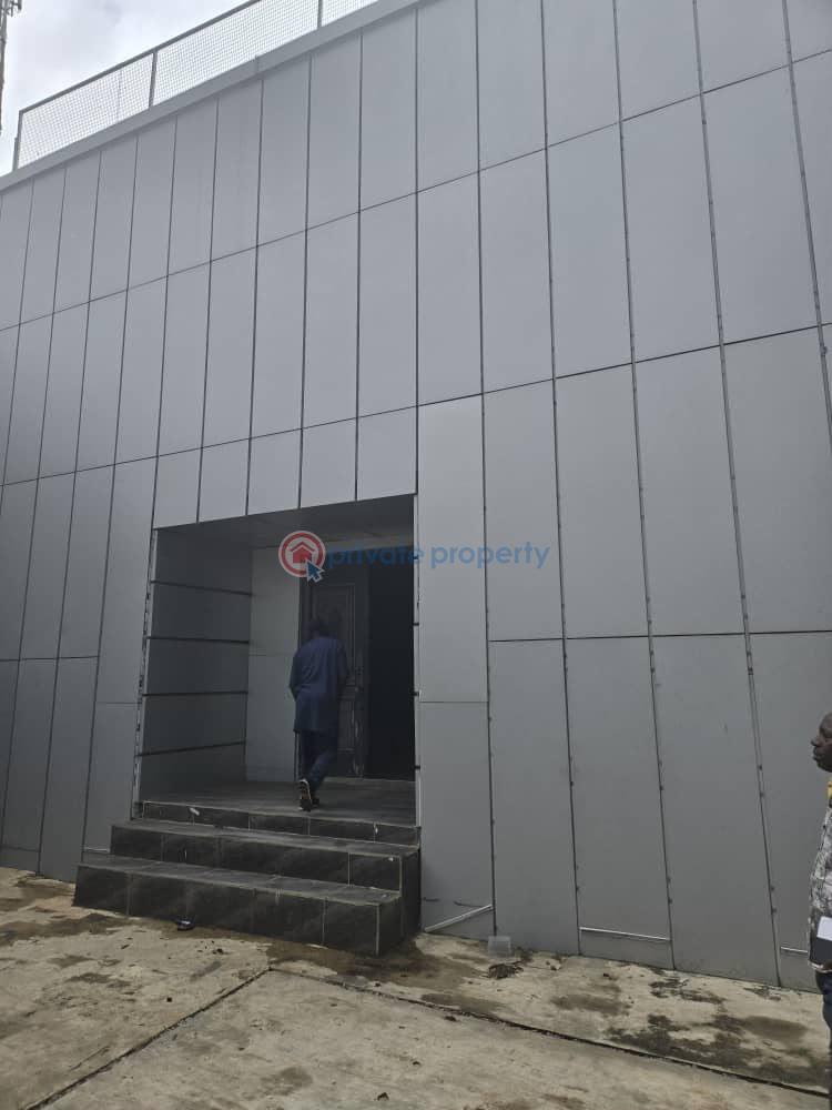 10 bedroom Event Hall For Sale Lagos Road By Agric Bus Stop, Ikorodu Agric Ikorodu Lagos - 0