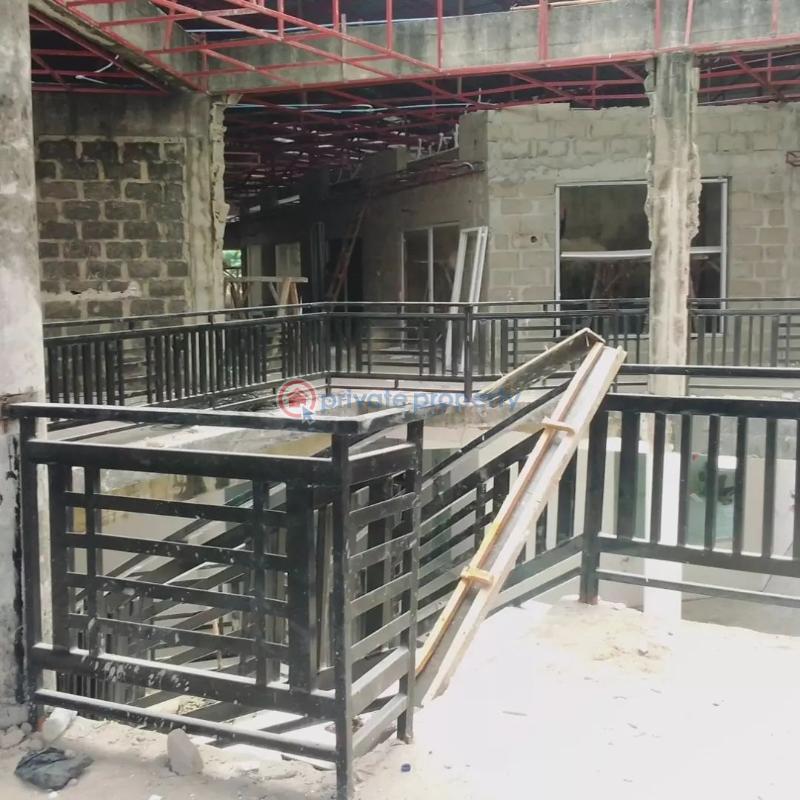 Shop For Sale Ojaja Shopping Mall By Ogombo Road Opposite Mother And Child Healthcare Centre Abraham Adesanya Ajah Lagos - 8