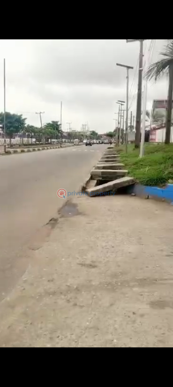 Land For Sale Opposite Cadbury, Beside Mobil Filling Station Agidingbi Ikeja Lagos - 1