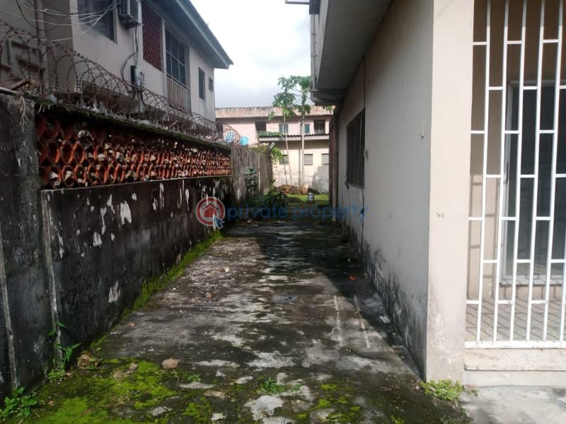 Land For Sale Mende Maryland Lagos - 1