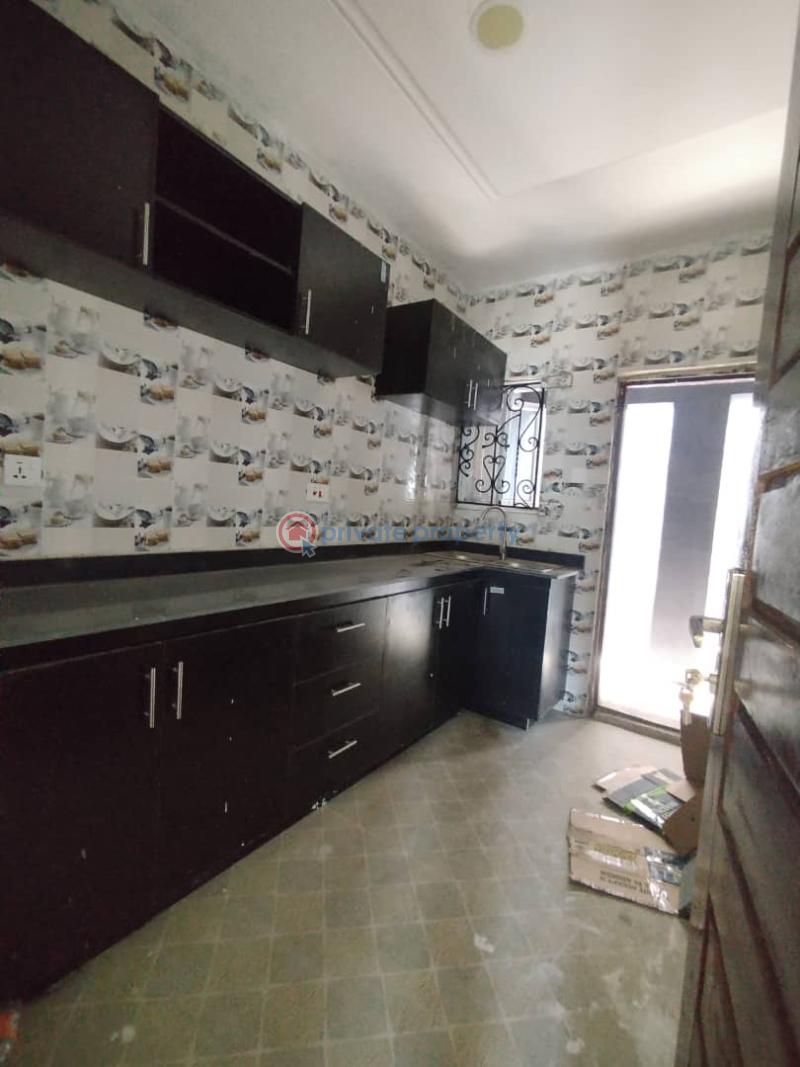 2 bedroom Flat & Apartment For Rent School Gate Lakowe Ajah Lagos - 4