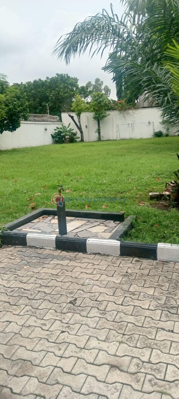 Commercial Property For Rent Off Glover Road,reeve Road Old Ikoyi Lagos - 0