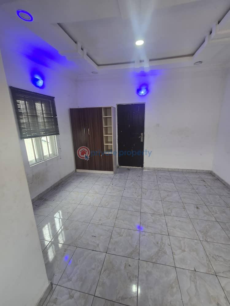 1 bedroom Self Contain For Rent Freedom Way Lekki Phase 1 Lagos - 1