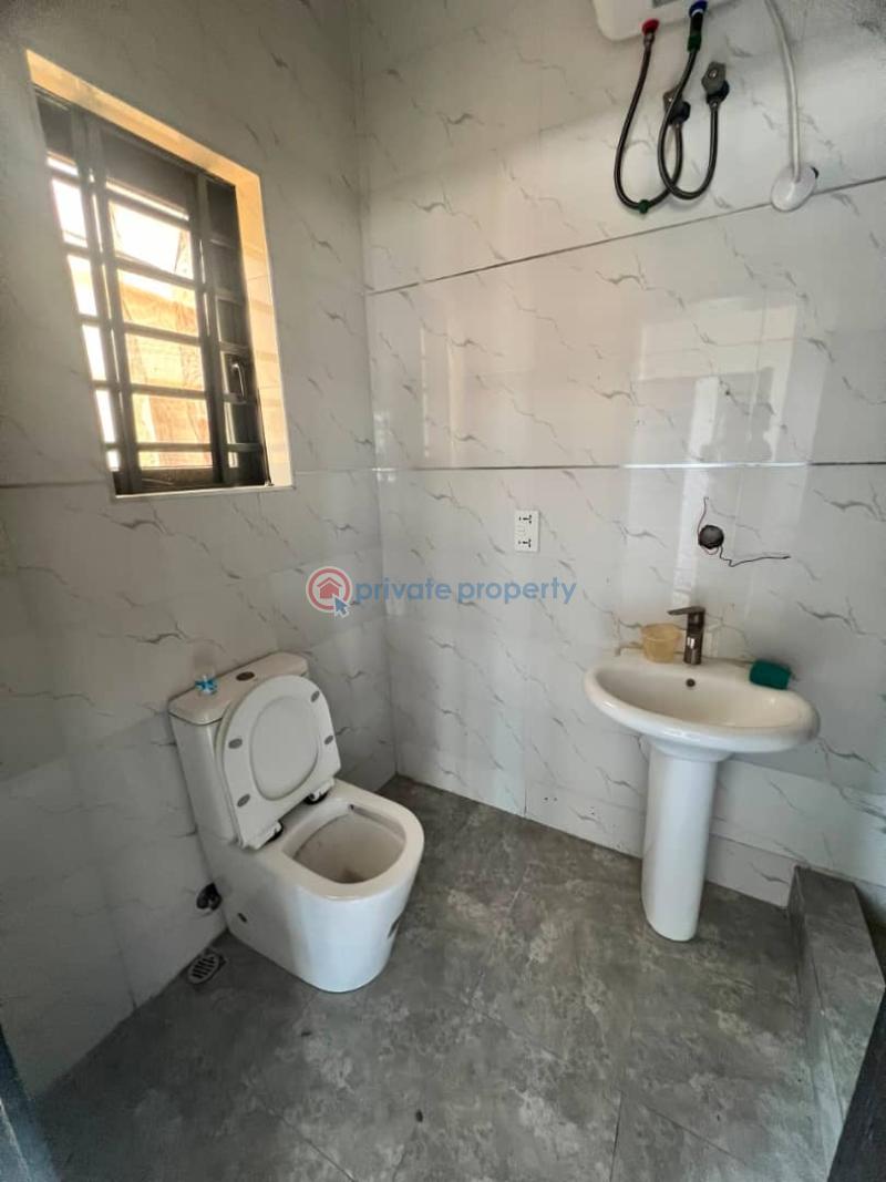 1 bedroom Studio Apartment For Rent Ologolo Lekki Lagos - 6