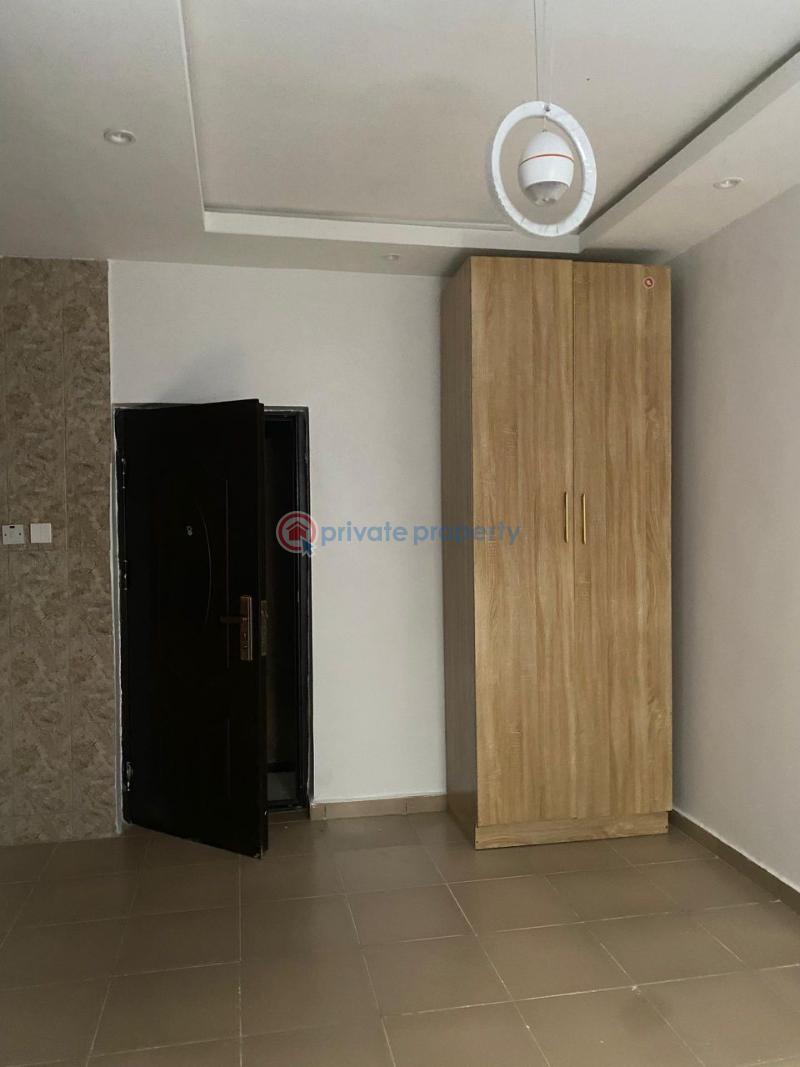 Studio apartment - 5 1 bedroom Self Contain For Rent Akoka Yaba Lagos - 5