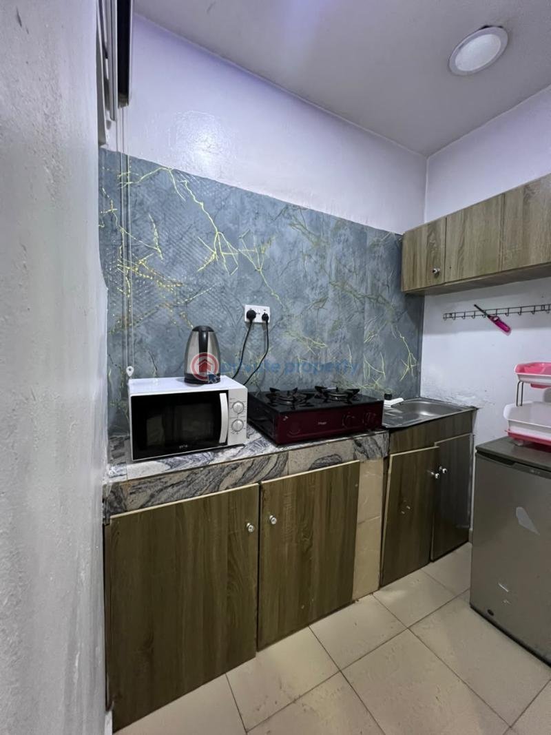 1 bedroom Studio Apartment Short let Olatilewa Street Surulere Lagos - 4