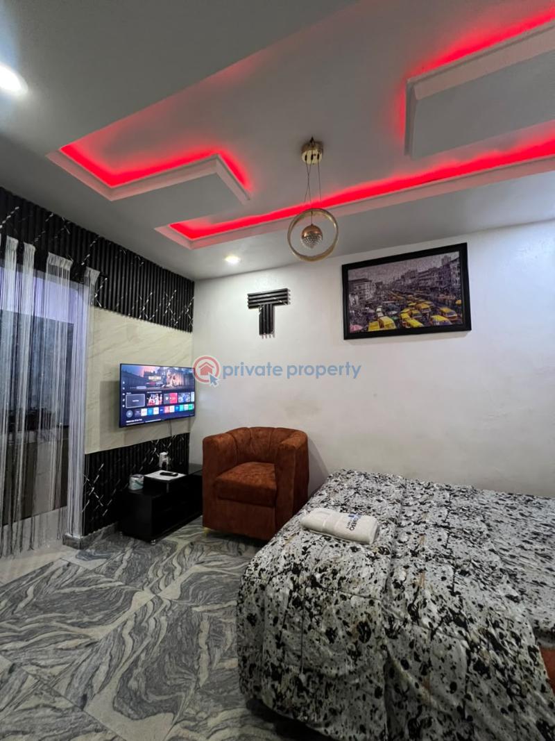 1 bedroom Studio Apartment Short let Olatilewa Street Surulere Lagos - 1
