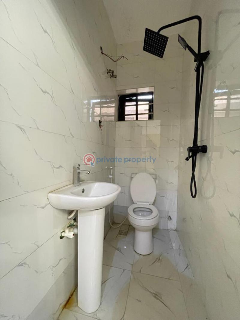 Studio Apartment For Sale Ayilara Surulere Lagos - 3