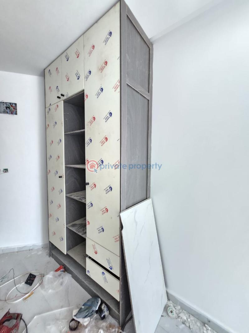 Studio Apartment For Sale Lekki Phase 1 Lagos - 5