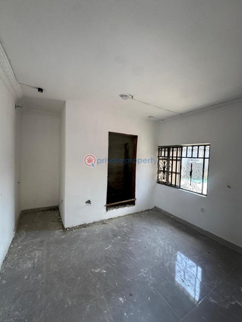 Commercial Property For Rent Lekki Phase 1 Lagos - 2
