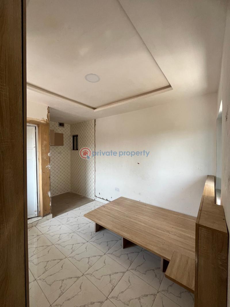 1 bedroom Flat & Apartment For Sale Yaba Lagos - 5