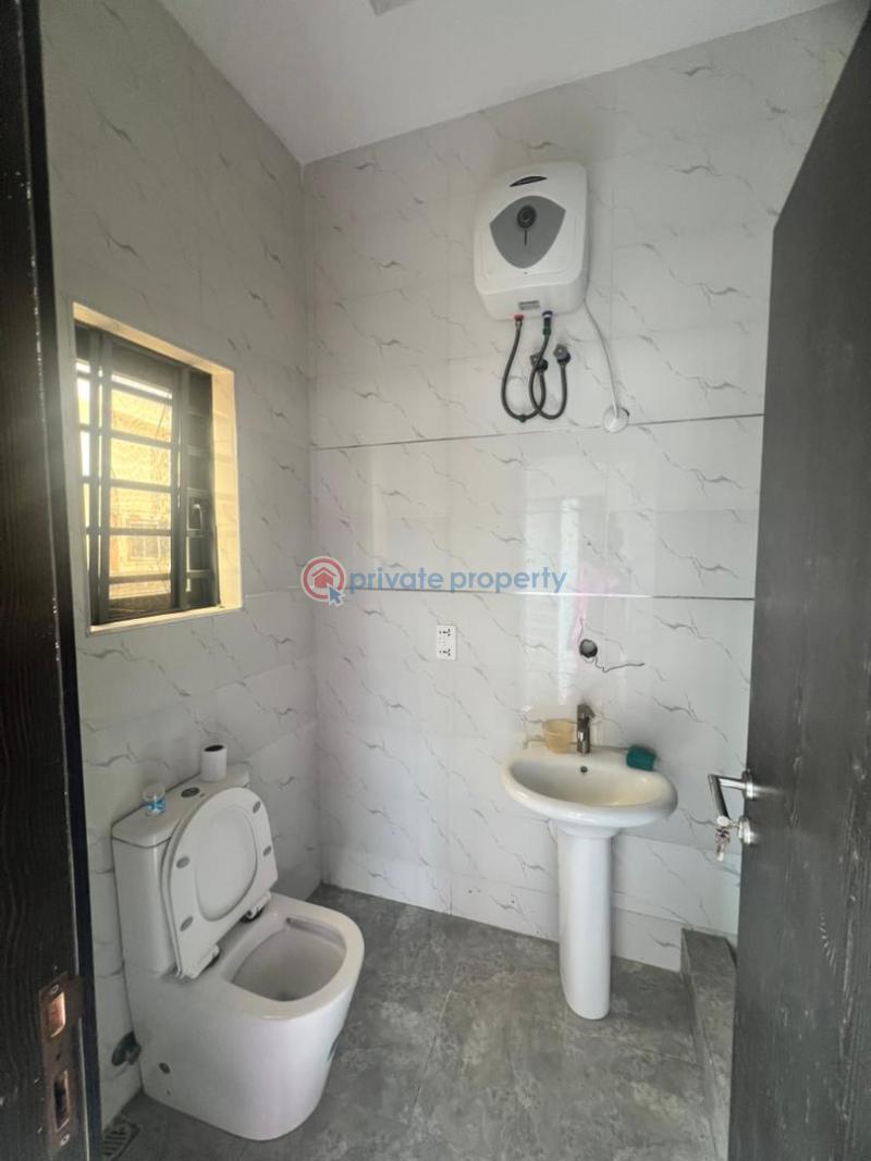 1 bedroom Studio Apartment For Rent Ologolo Lekki Lagos - 6