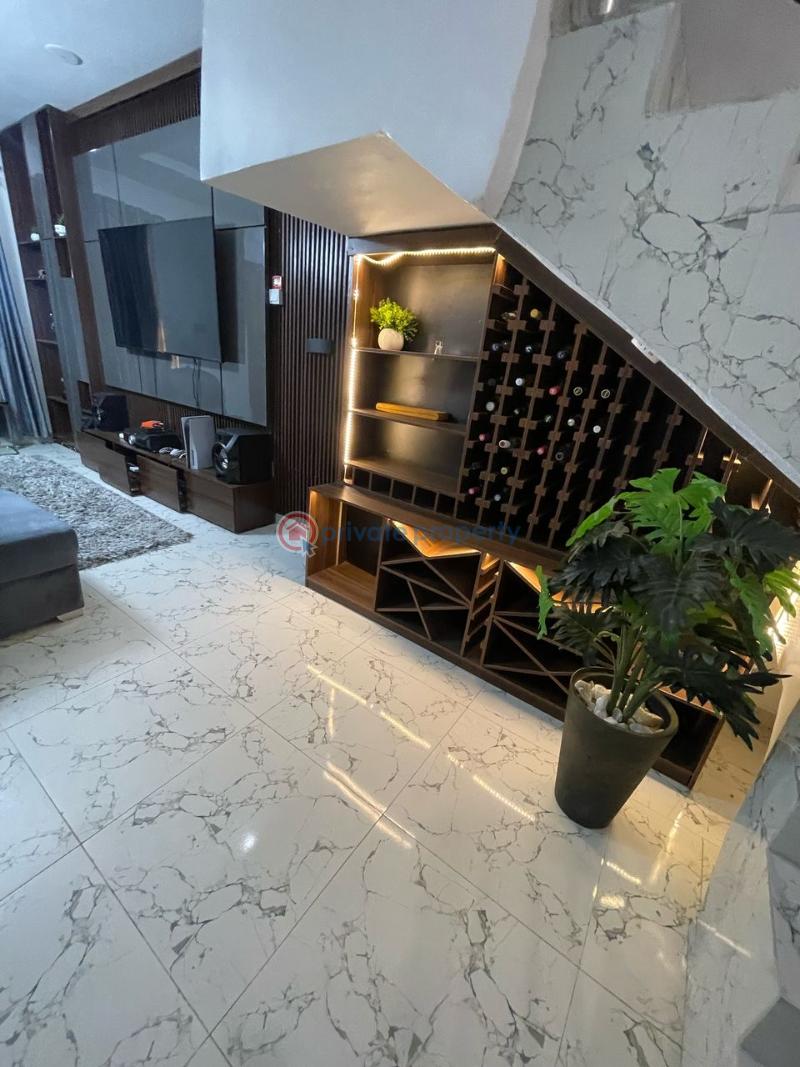 1 bedroom Studio Apartment For Rent Along Lekki Expressway Lagos - 3