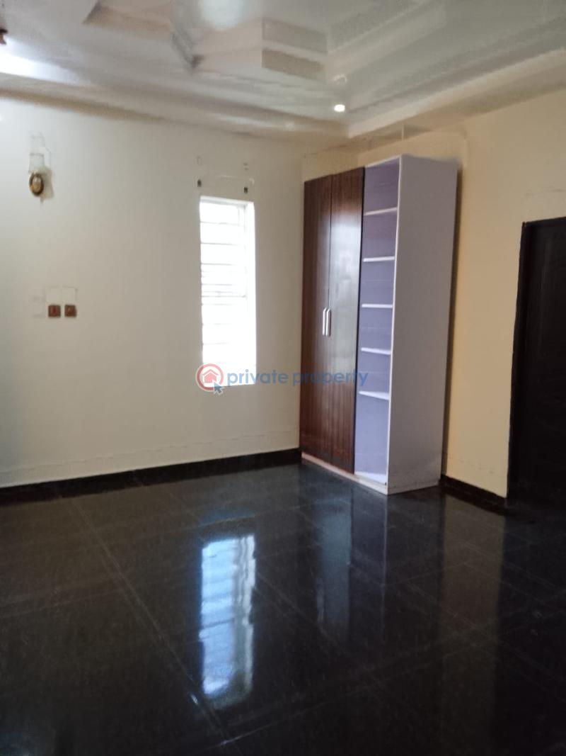 1 bedroom Self Contain For Rent Buena Vista Estate Orchid Road By Chevron Lekki Lagos. Chevron Drive Lekki Lagos - 2