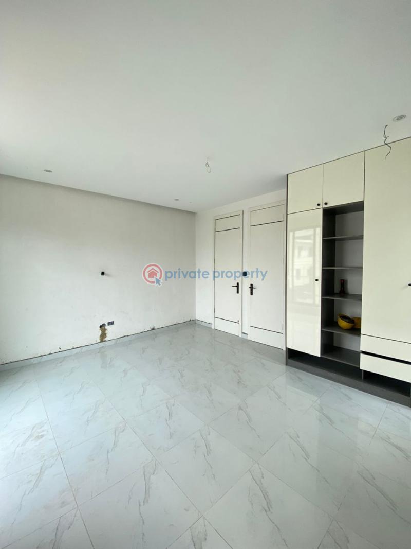 2 bedroom Flat & Apartment For Sale Freedom Way Lekki Phase 1 Lagos - 6
