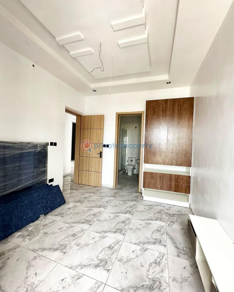 2 bedroom Block Of Flats For Rent Ikate Lagos Island  - 3