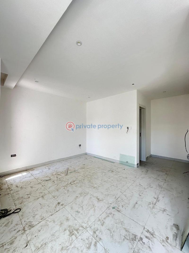Stunning 3 bedroom apartment with swimming pool & bq. - 2 3 bedroom Block Of Flats For Sale Lekki Phase 1 Lagos - 2