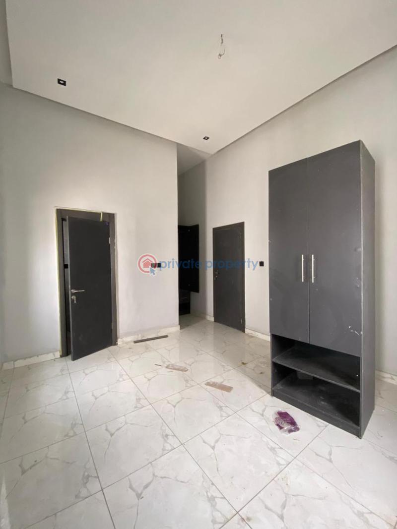 3 bedroom Detached Bungalow For Sale Abraham Adesanya Ajah Lagos - 14
