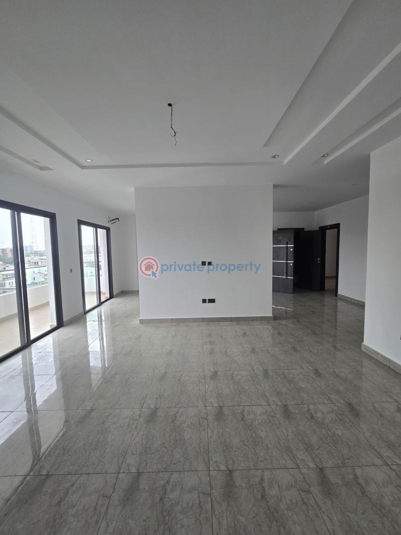 Stunning  4 bedroom apartment with gym, elevator, swimming pool & gym. - 5 4 bedroom Block Of Flats For Sale Ikoyi Lagos - 5