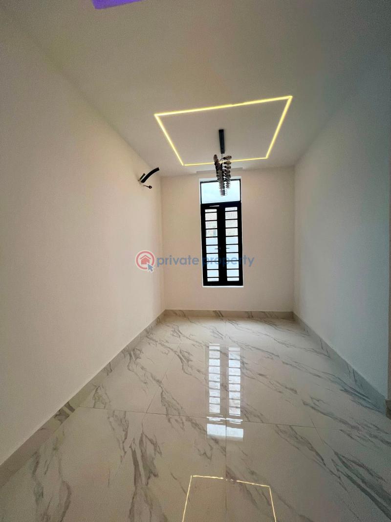 5 bedroom Detached Duplex For Sale Chevron Drive Lekki Lagos - 9