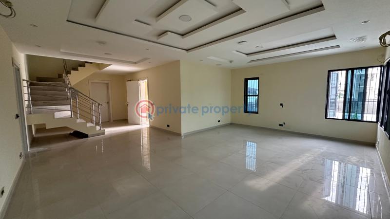 Stunning 4 bedroom house with swimming pool in royal gardens estate, lekki - 4 4 bedroom House For Sale Along Lekki Expressway Lagos - 4