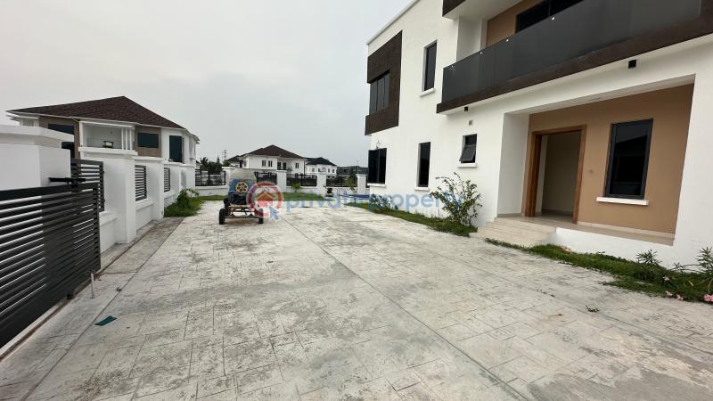 Stunning 4 bedroom house with swimming pool in royal gardens estate, lekki - 2 4 bedroom House For Sale Along Lekki Expressway Lagos - 2