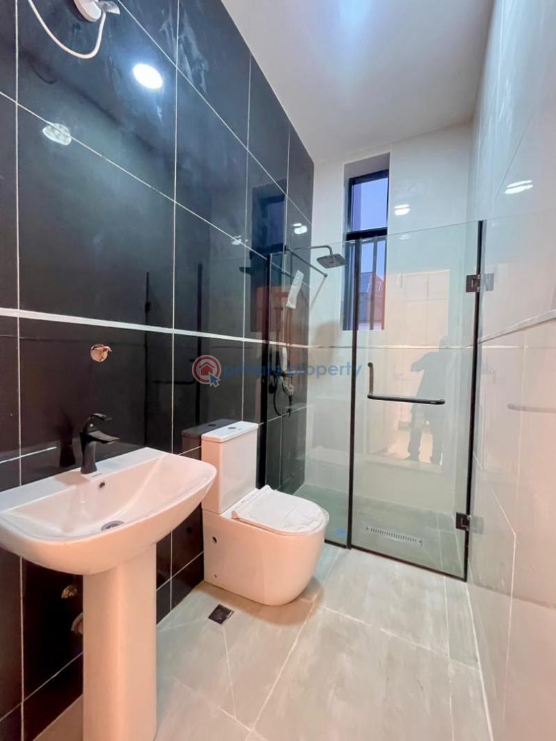 4 bedroom Semi detached Duplex For Sale Orchid Chevron Drive Lekki Lagos - 2
