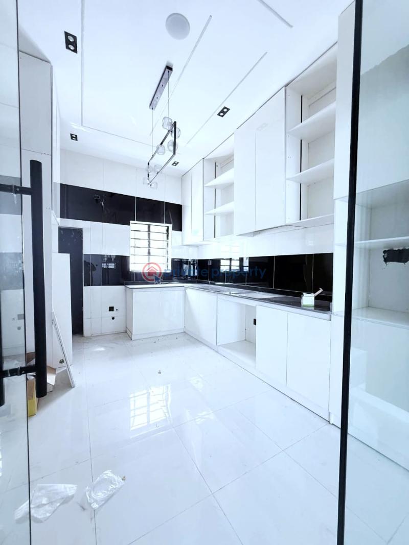 4 bedroom Semi detached Duplex For Sale Orchid Road Chevron Drive Lekki Lagos - 3