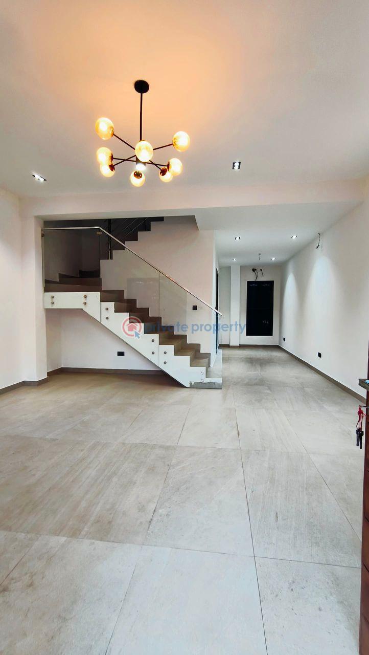 4 bedroom Terraced Duplex For Sale Magodo GRA Phase 2 Kosofe/Ikosi Lagos - 1