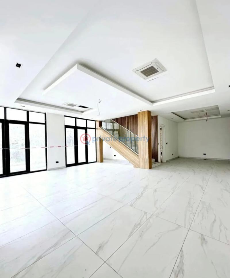 4 bedroom Maisonette For Sale Banana Island Ikoyi Lagos - 0