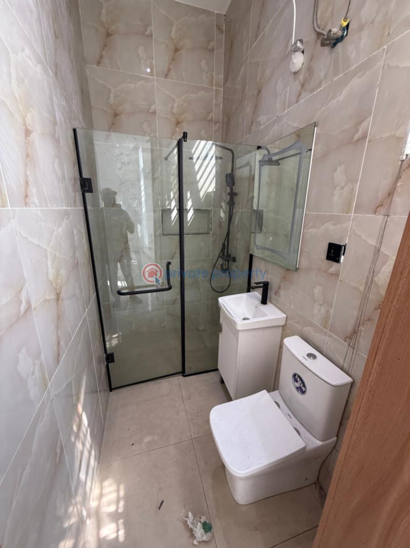 4 bedroom Detached Duplex For Sale Orchid Road Lekki Lagos Lekki Expressway Lagos - 11