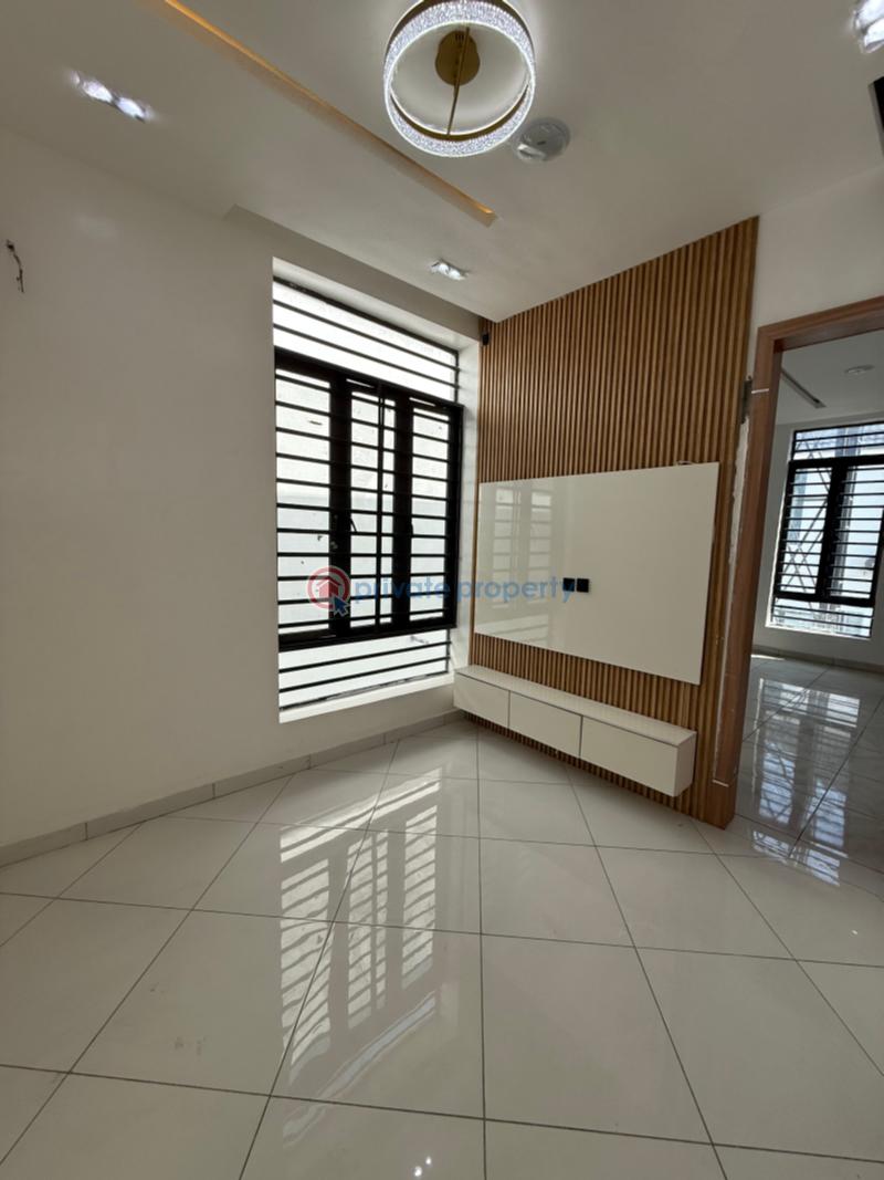 4 bedroom Detached Duplex For Sale Orchid Road Lekki Lagos Lekki Expressway Lagos - 5