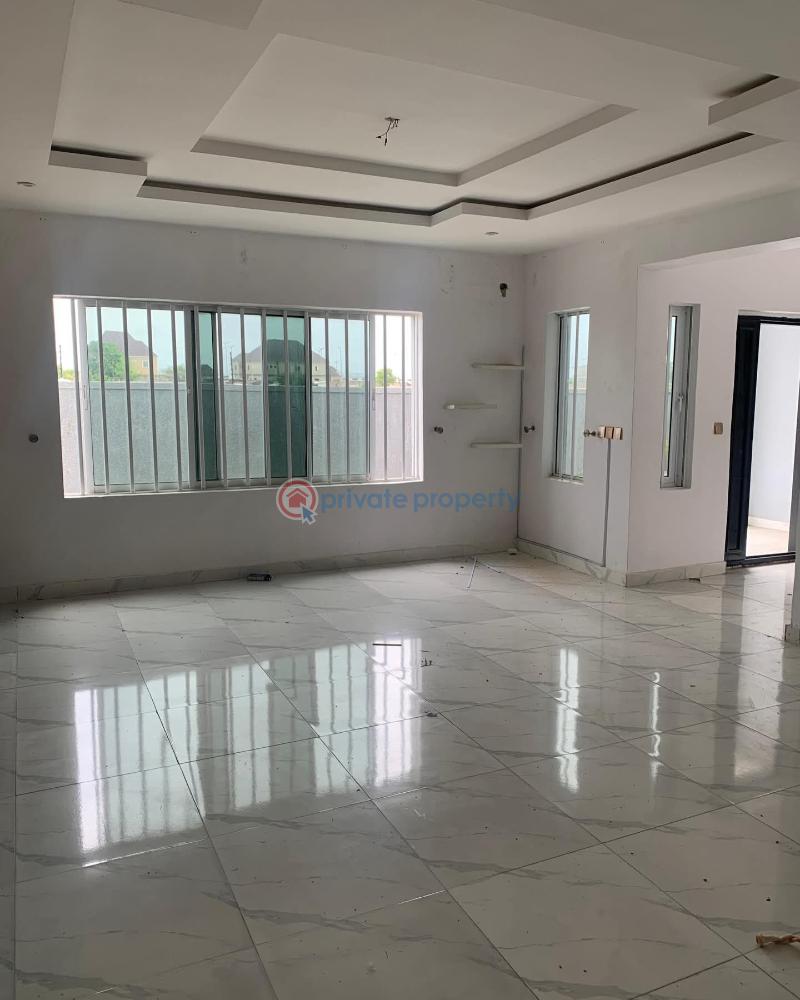 4 bedroom House For Rent Orchid Road Lekki Lagos - 11