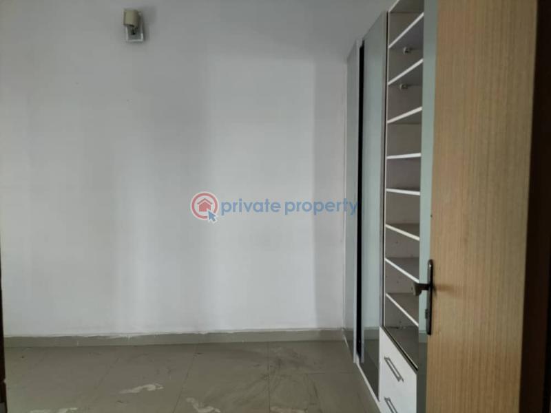 4 bedroom Detached Duplex For Sale Chevron Drive Lekki Lagos - 4