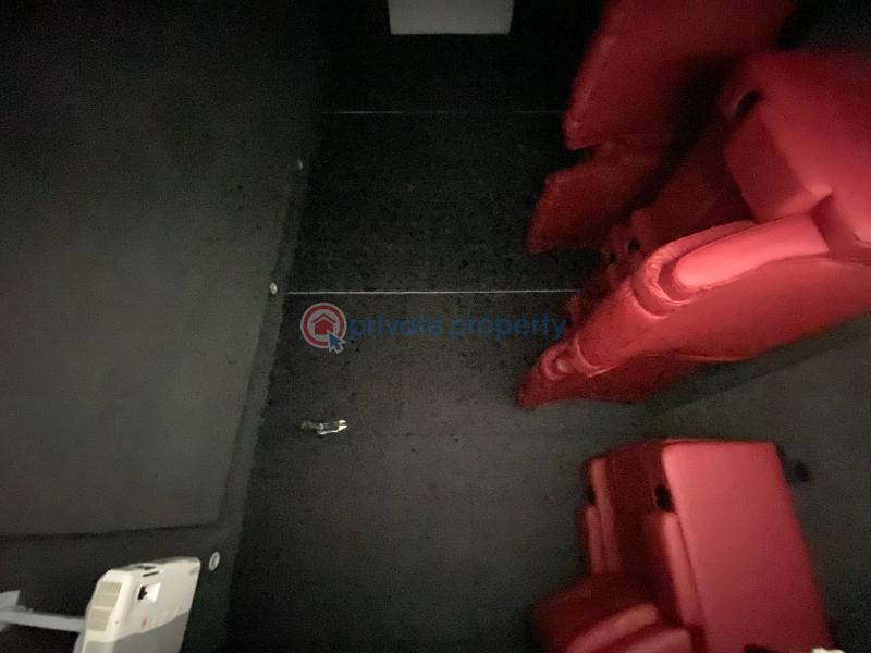 5 bedroom Detached Duplex For Sale Chevron Drive Lekki Lagos - 4